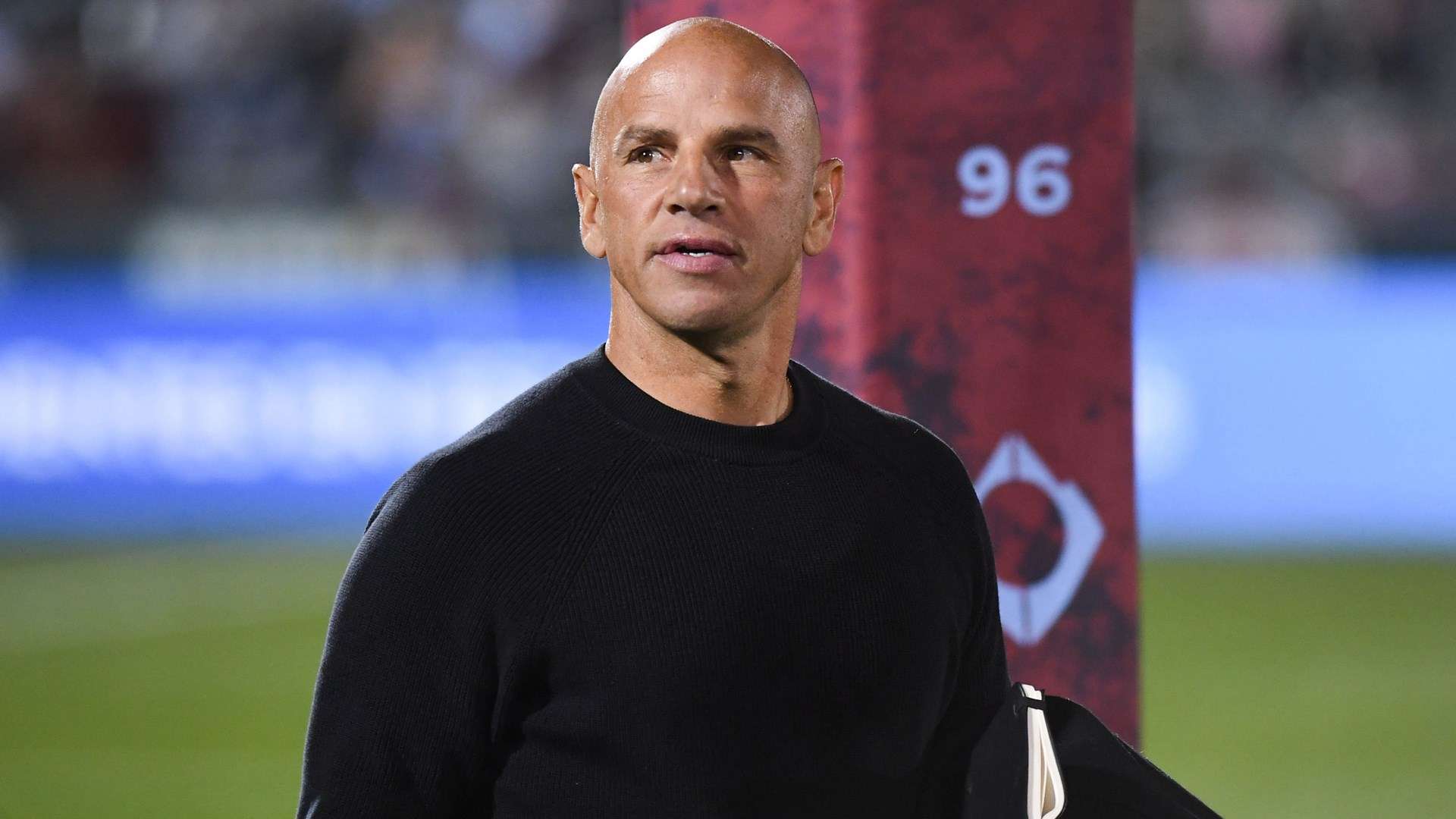 迷们质疑的 迷们质疑的